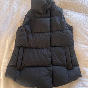 Athleta Black Puffer Vest